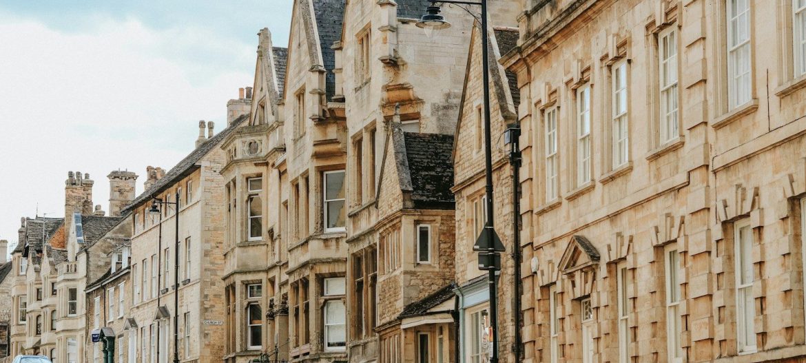 Moving house in Stamford? Let Lincs Removals take care of the heavy lifting